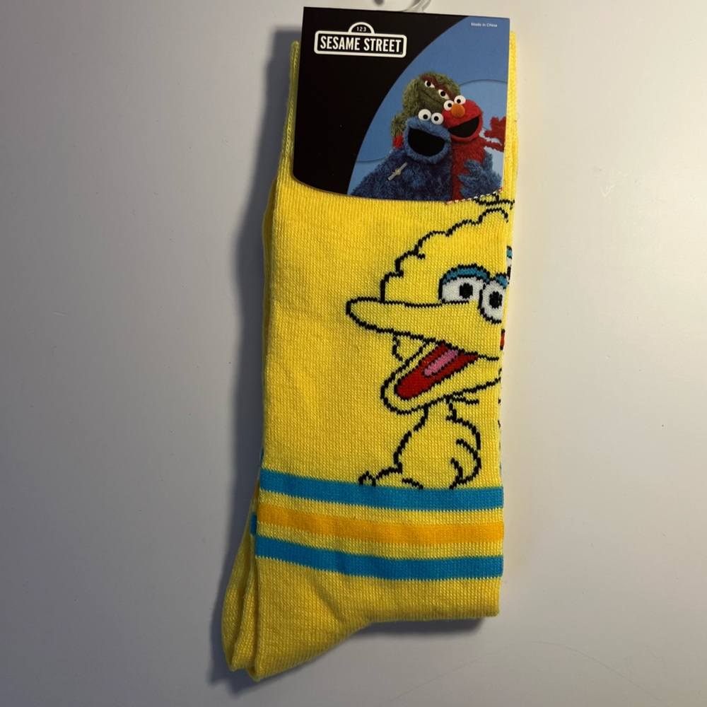 🆕Sesame Street Big Bird Yellow Crew Socks (Unisex) 🧦